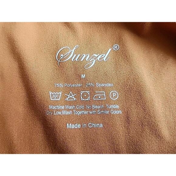 NWOT SUNZEL High Waisted Workout Leggings Orange M 75%Poly/15%Spandex Minimalist - Picture 5 of 8